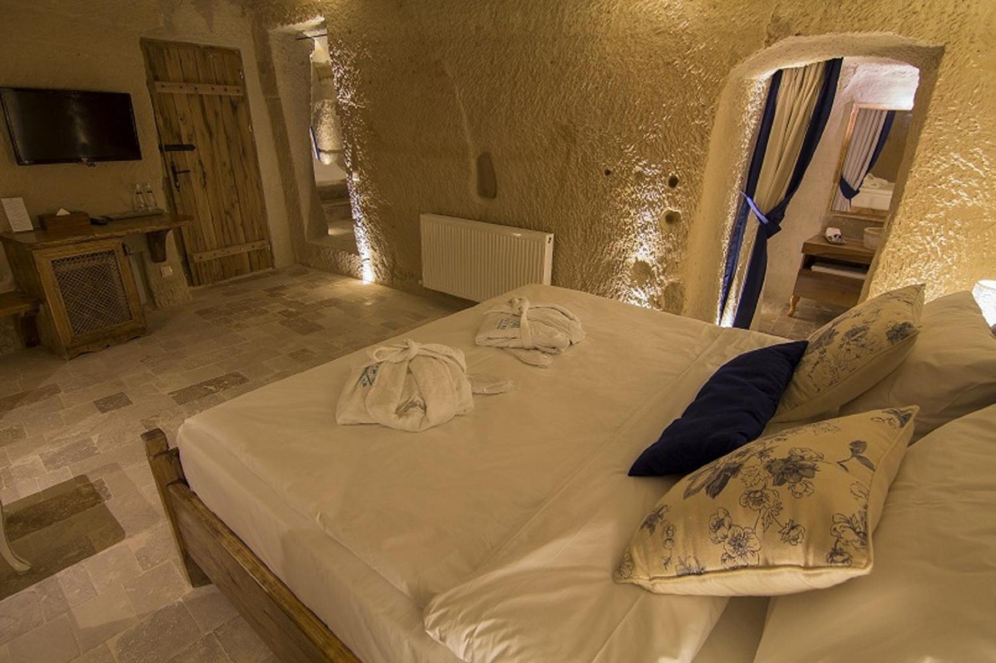Azure Cave Suites - Cappadocia Göreme Exterior foto