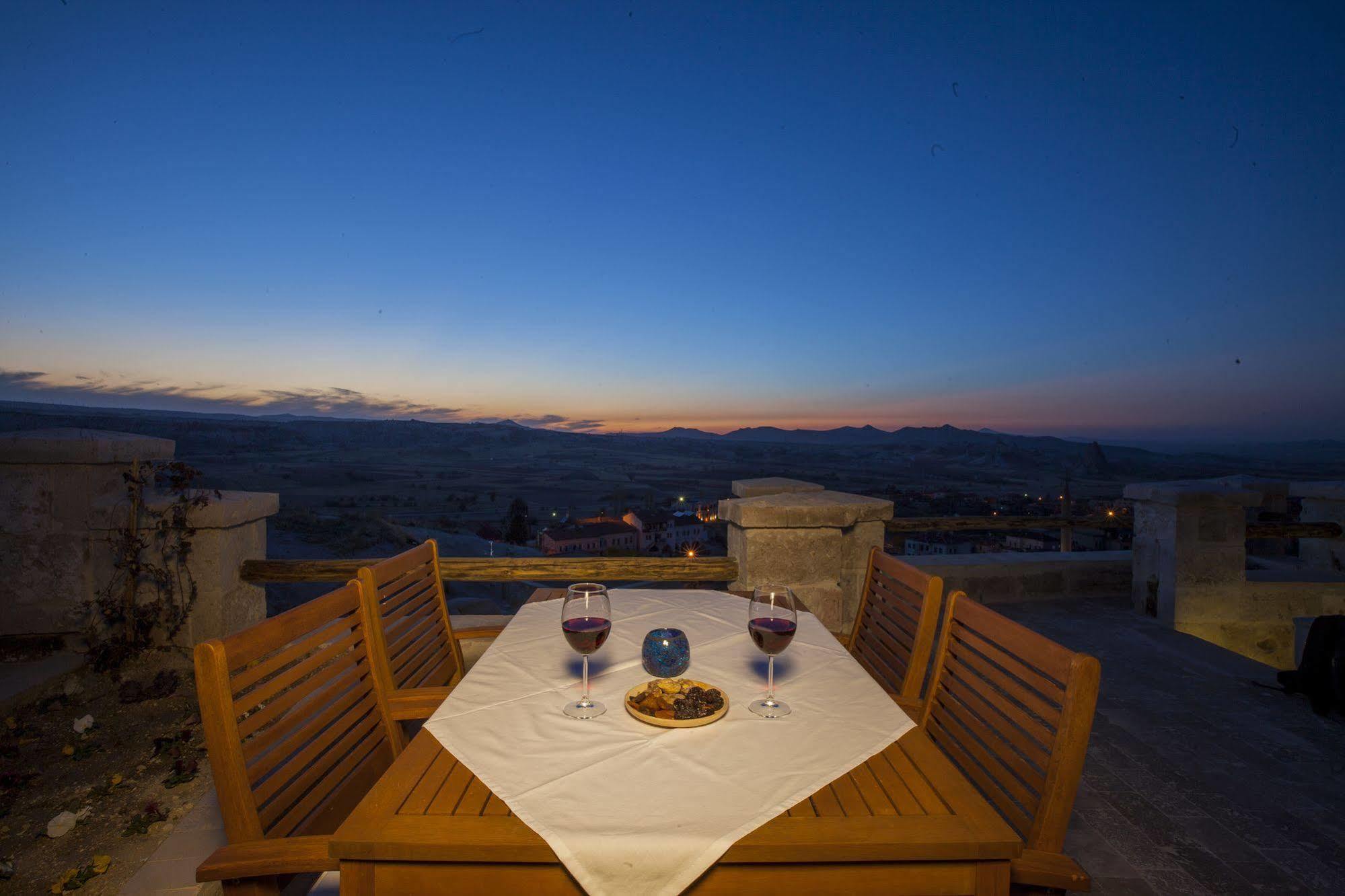 Azure Cave Suites - Cappadocia Göreme Exterior foto